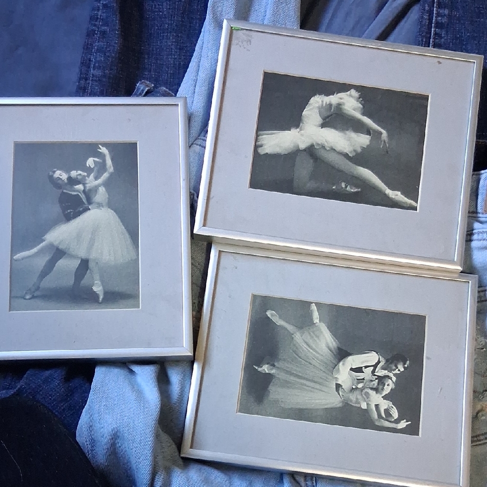 Elegant Ballet Photography Set in Silver Frames